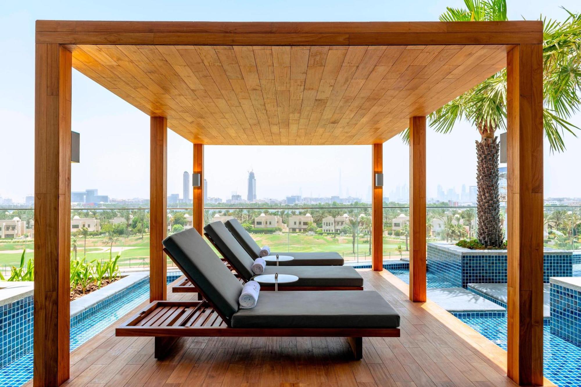 Aloft Creek 4* Dubai