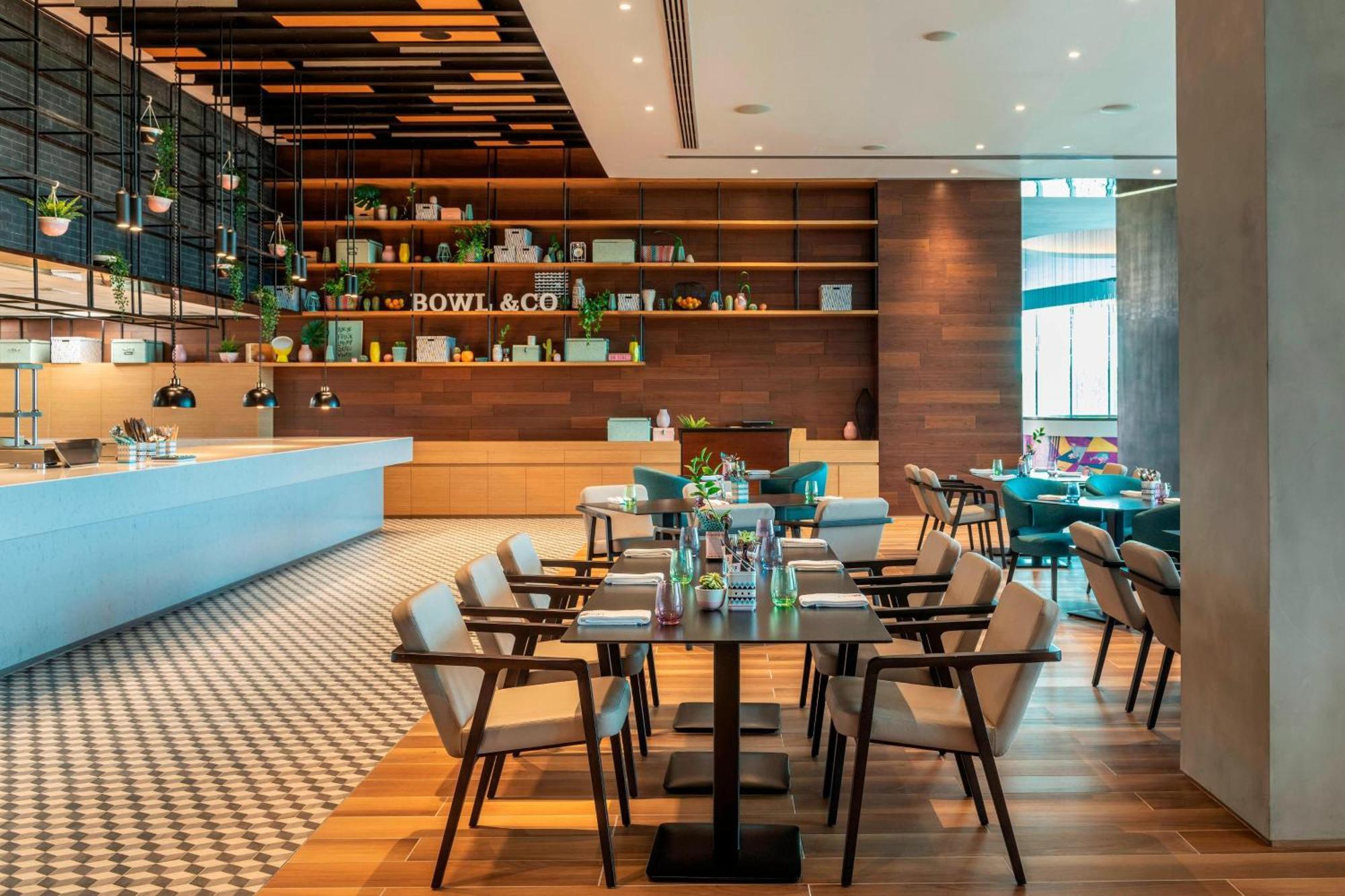 Aloft Creek 4* Dubai
