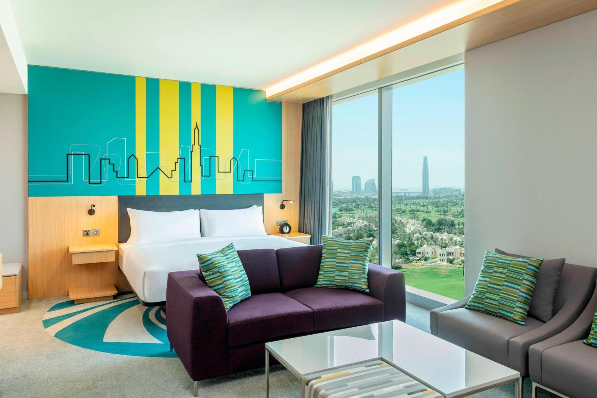 Hotel Aloft Creek 4*