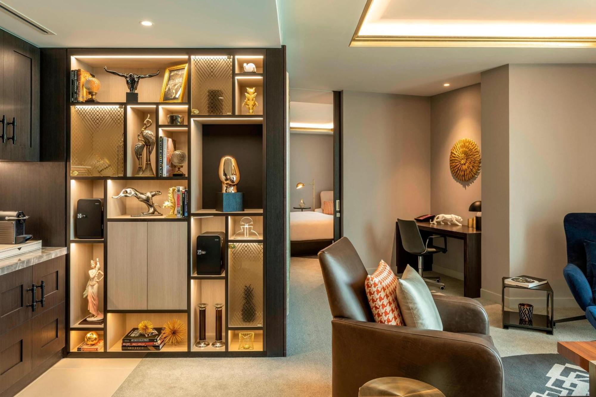 Aloft Creek 4* Dubai