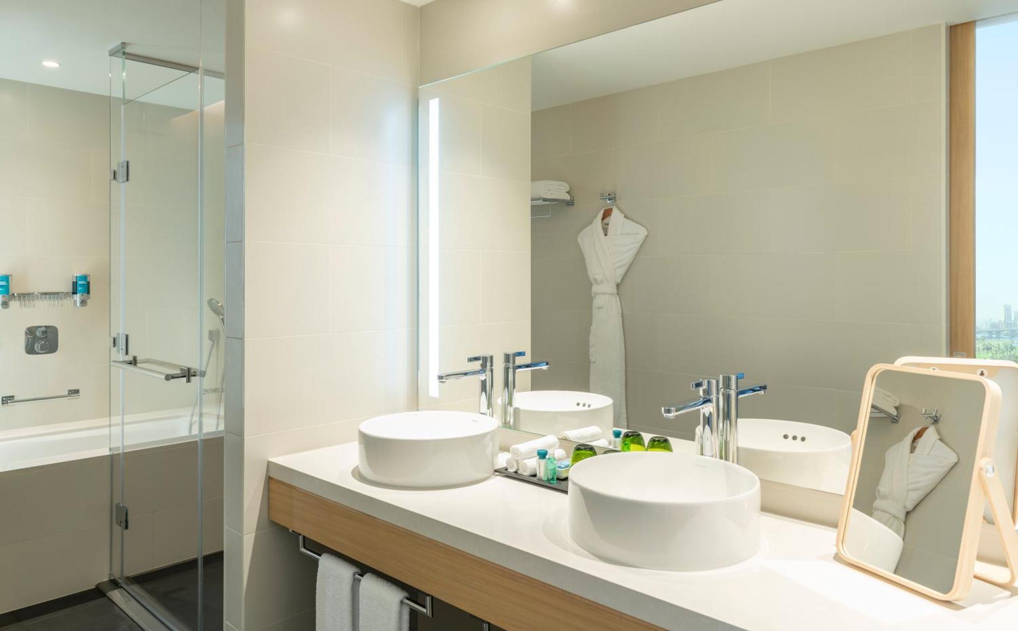 Aloft Creek Dubai